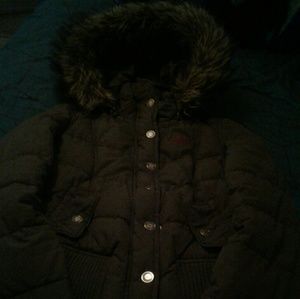 Hollister parka puff jacket with fur trim hood.